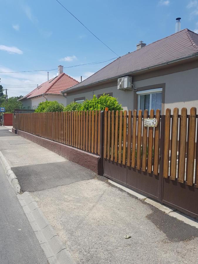 Tini Apartman Balatonfüred Extérieur photo